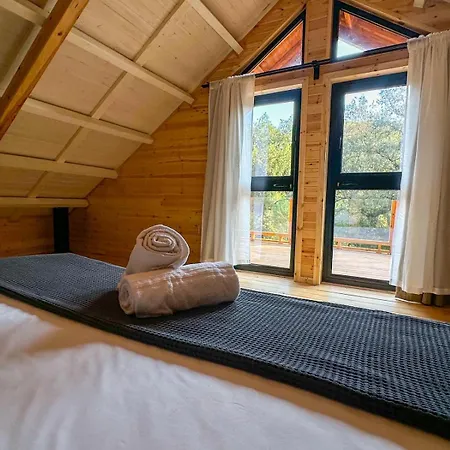 Del Bosque Cerca De Ferienhaus *