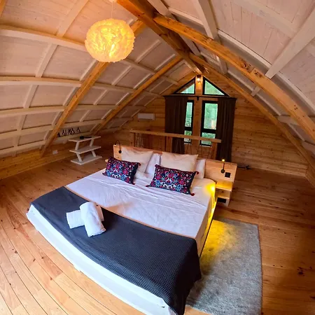 Del Bosque Cerca De Ferienhaus *